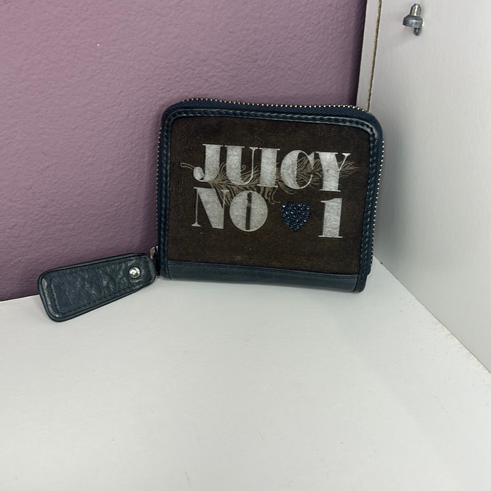 •Vintage Juicy Couture Wallet